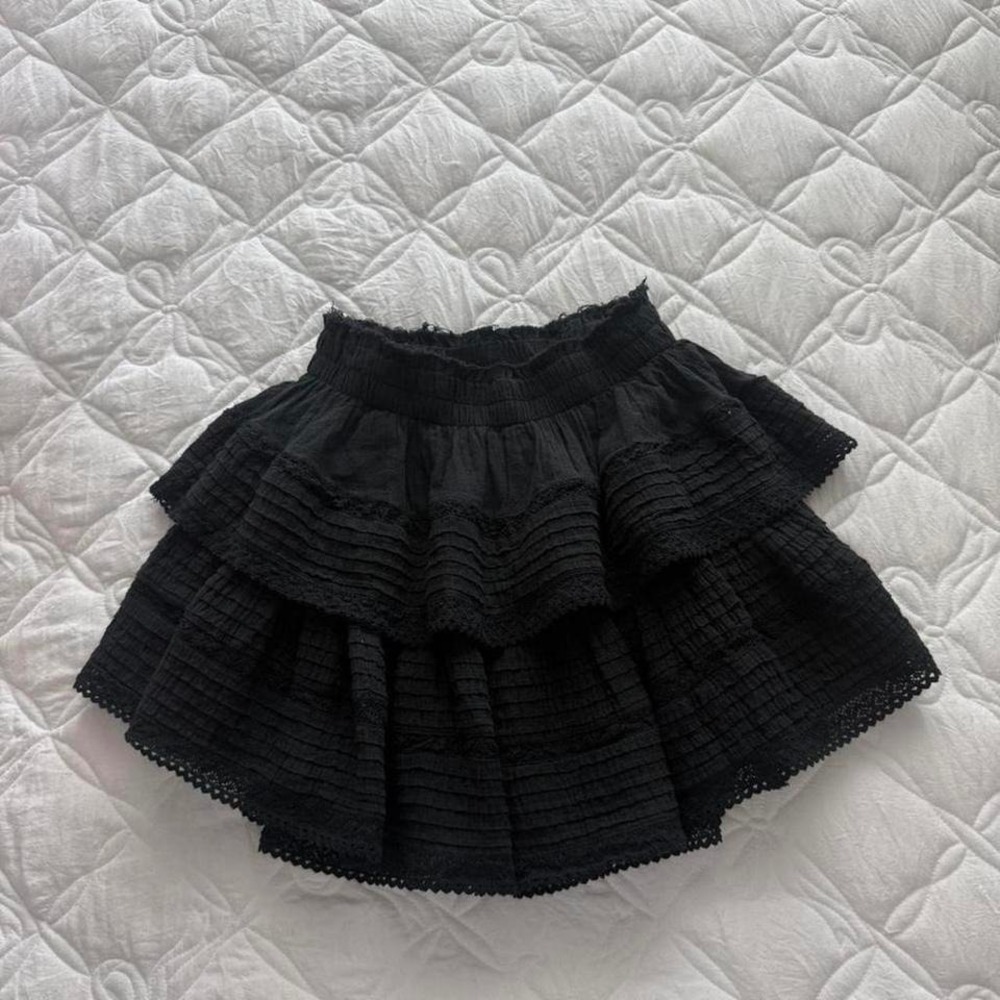 black rock n ruffle aerie mini skirt